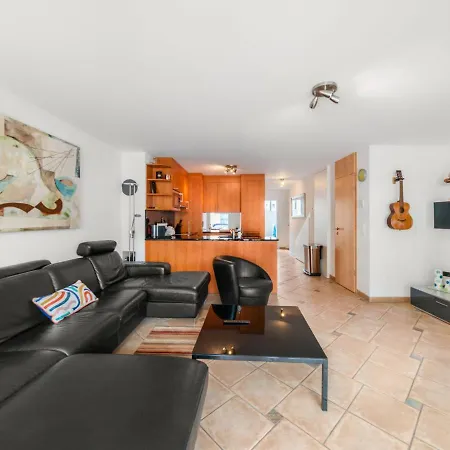 C4-r - Bougainville By Interhome *