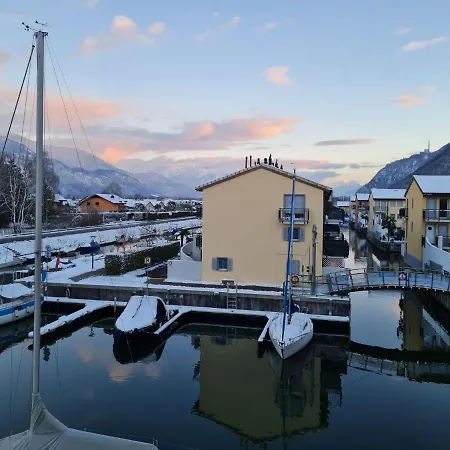 C4-r - Bougainville By Interhome